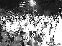 にっぽんど真ん中祭り